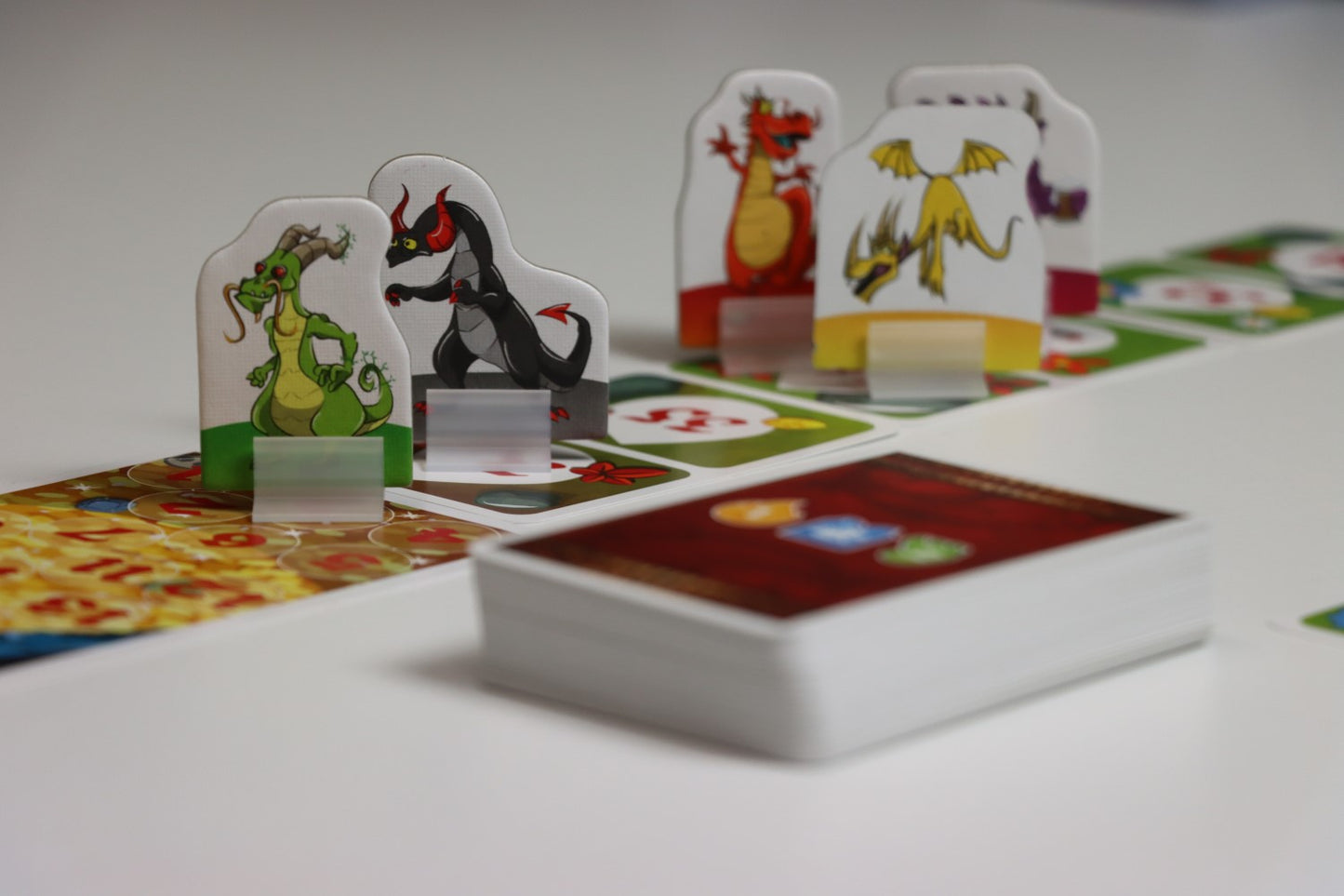 World of Draghan: Sneaky Ol' Dragons